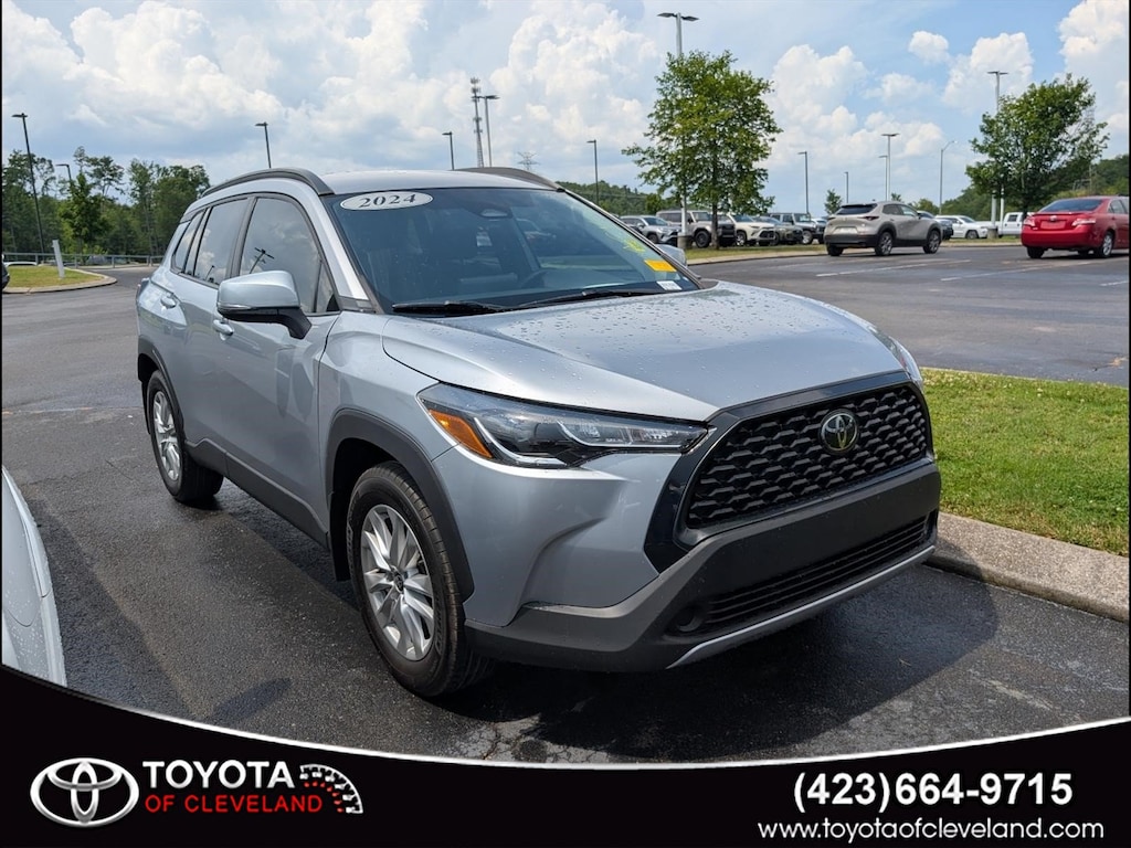Used 2024 Toyota Corolla Cross LE SUV