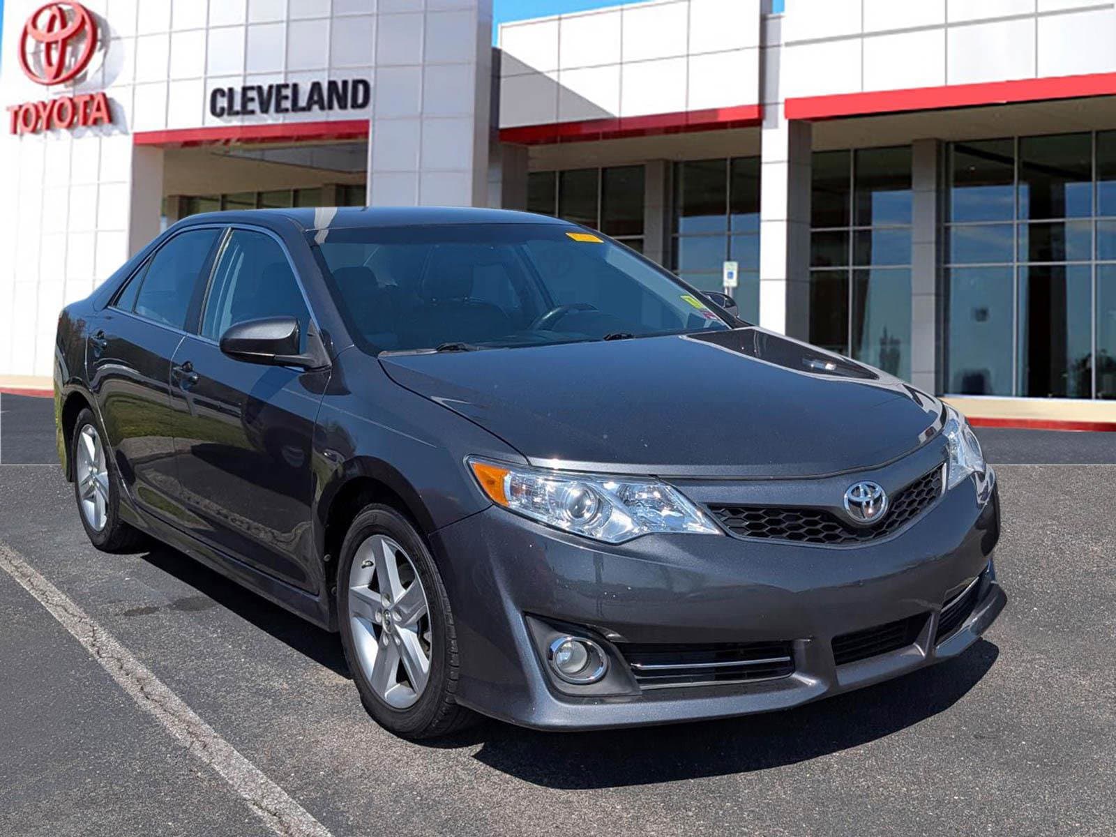 Used 2014 Toyota Camry SE with VIN 4T1BF1FK9EU309970 for sale in Mcdonald, TN