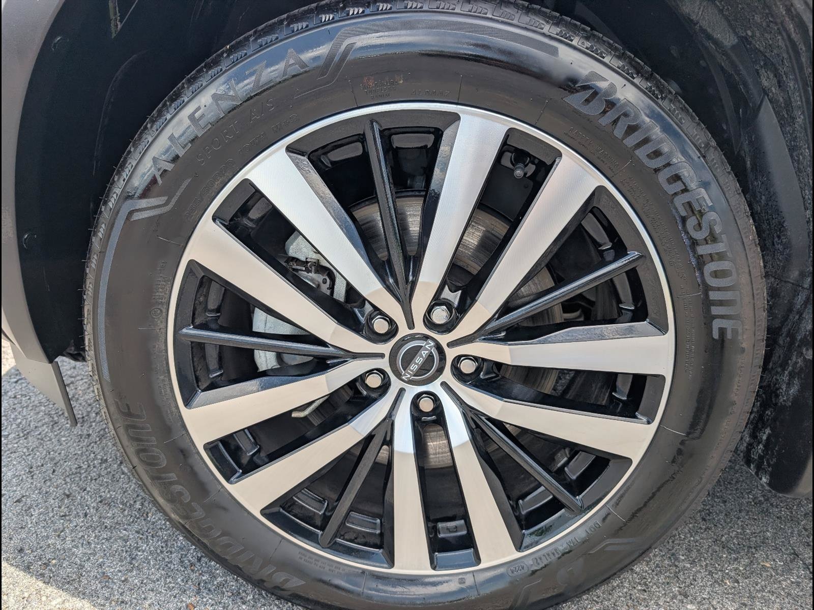 2025 Nissan Pathfinder Platinum - Photo 20