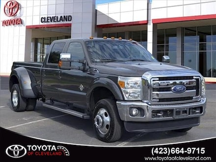 2016 Ford F-350 Lariat Truck Crew Cab