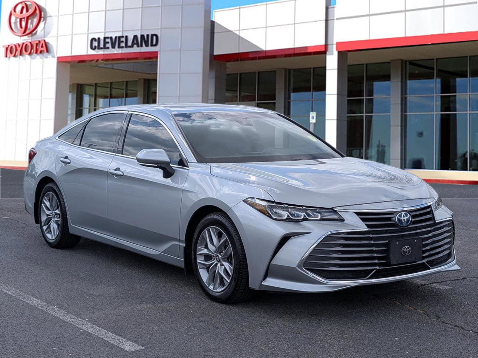 2022 Toyota Avalon XLE