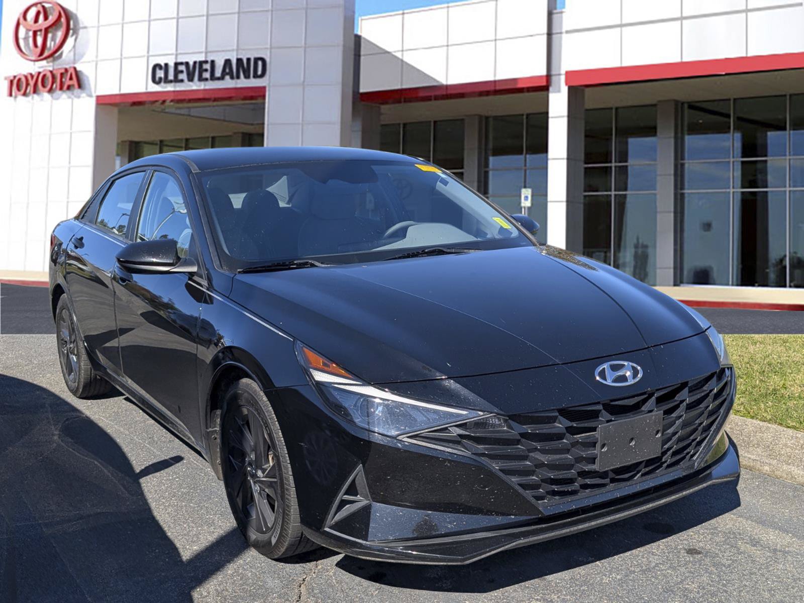 Used 2022 Hyundai Elantra SEL with VIN KMHLM4AG2NU283002 for sale in Mcdonald, TN