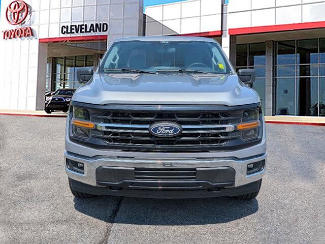 2024 Ford F-150 XLT photo 2