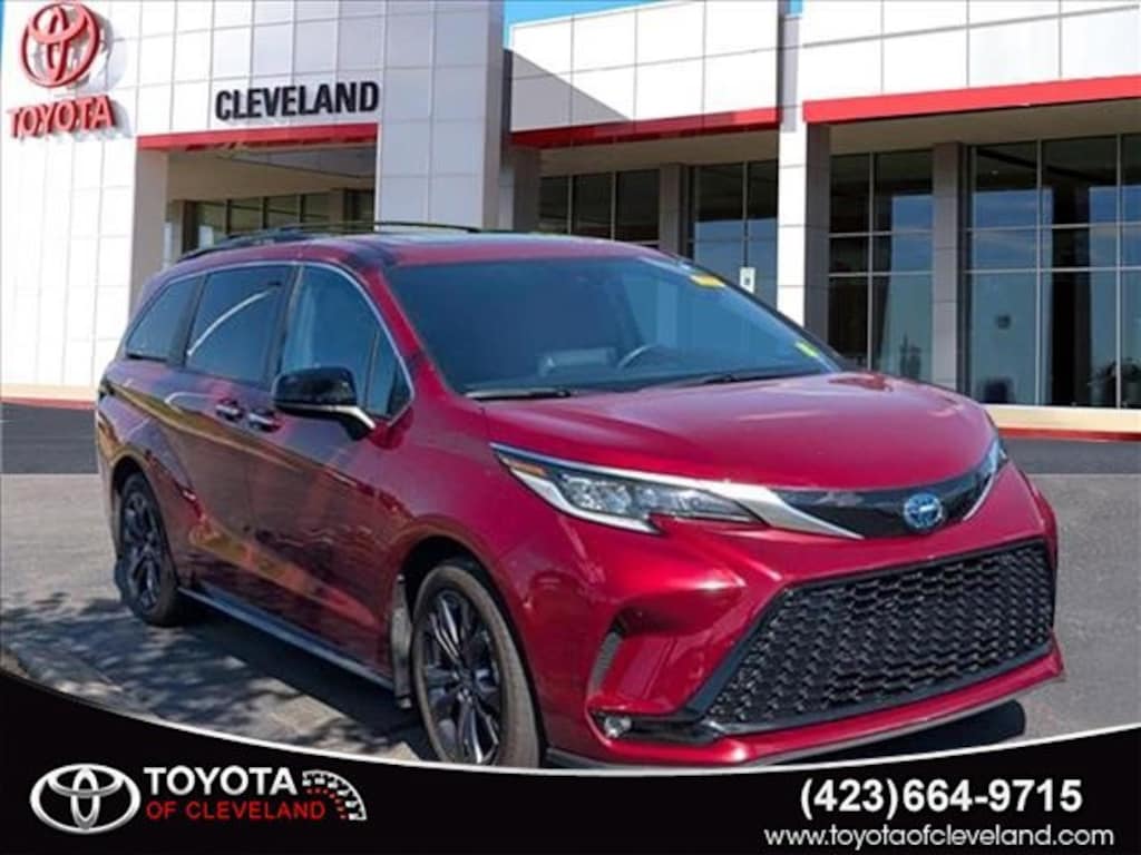 Used 2022 Toyota Sienna XSE 7 Passenger Van Passenger Van
