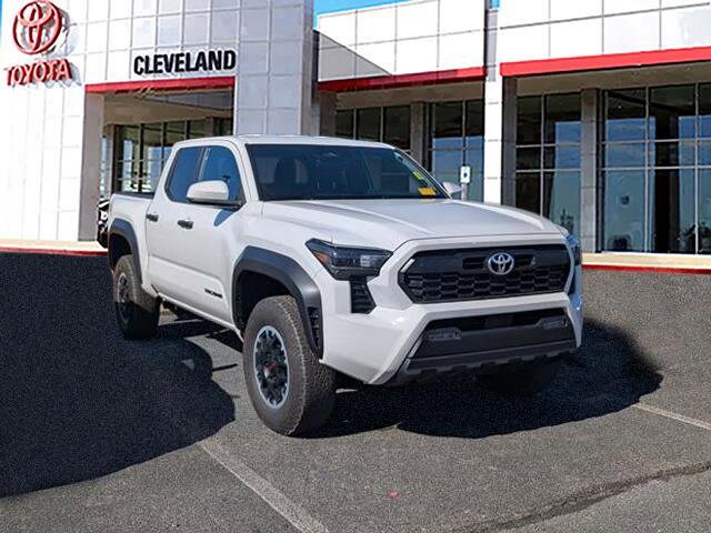 2024 Toyota Tacoma TRD Off-Road photo 2