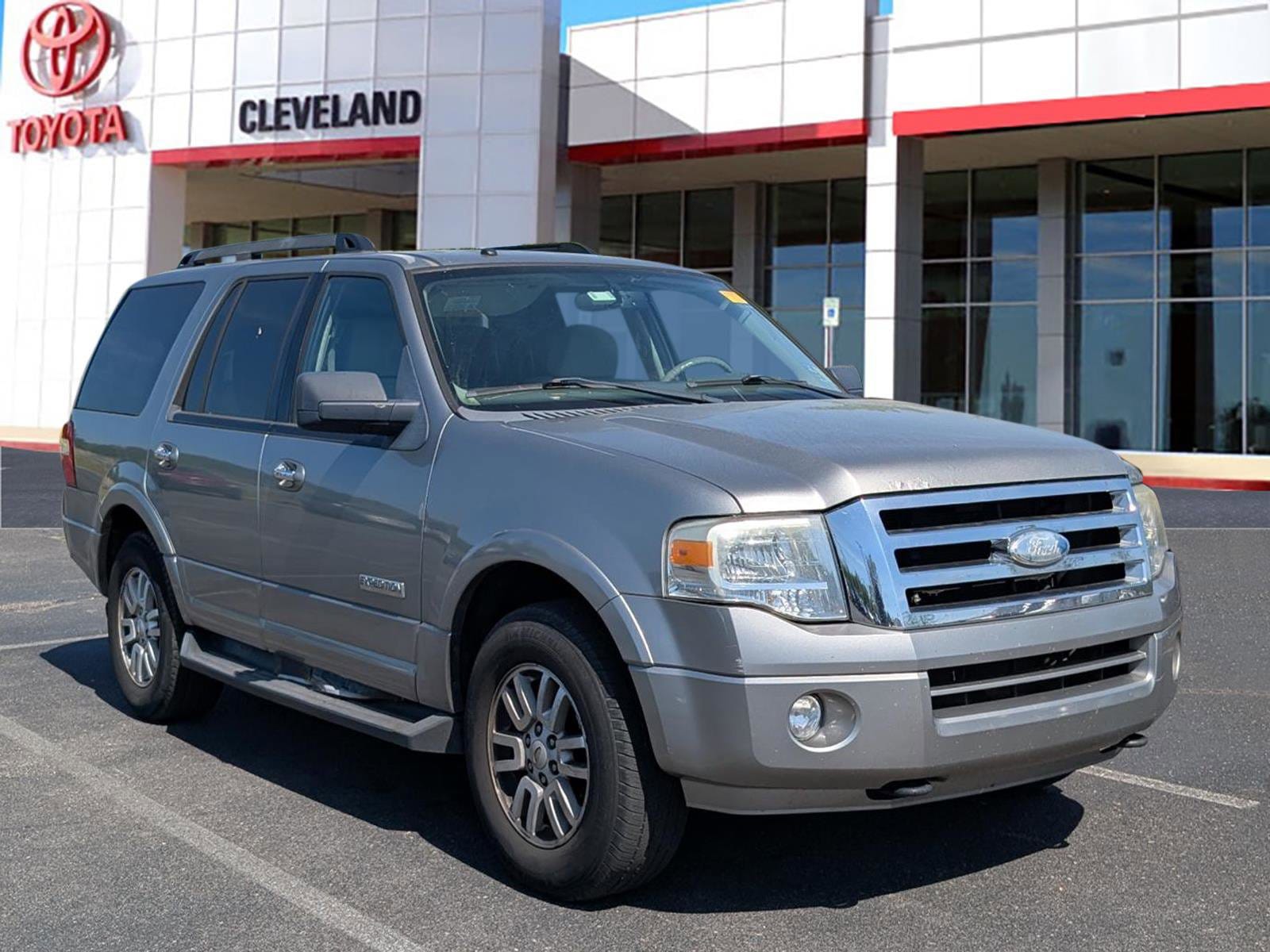 Used 2008 Ford Expedition XLT with VIN 1FMFU16578LA78496 for sale in Mcdonald, TN