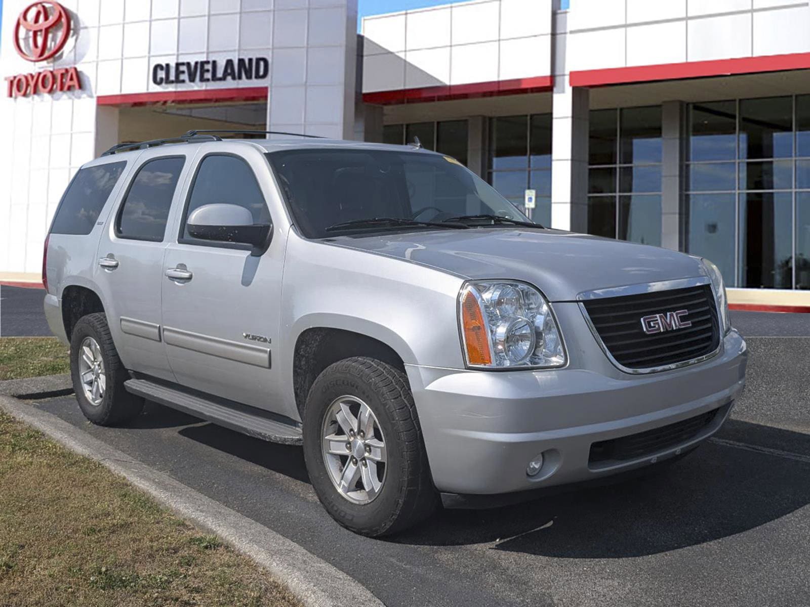 Used 2013 GMC Yukon SLT with VIN 1GKS2CE07DR299036 for sale in Mcdonald, TN