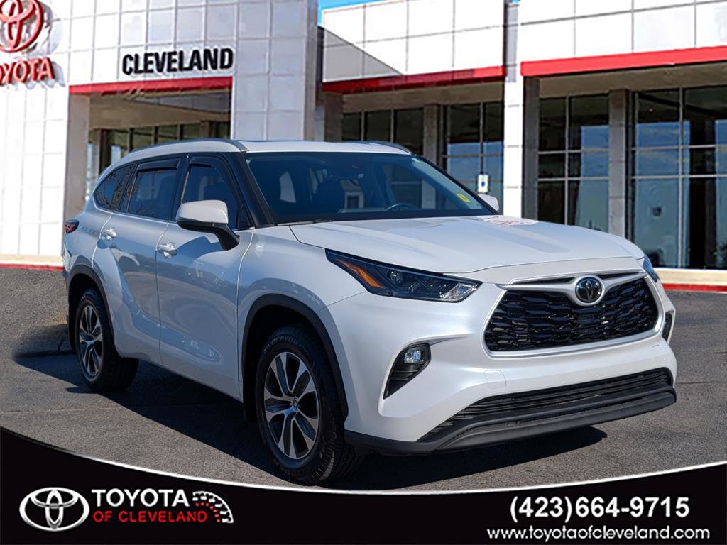 2022 Toyota Highlander XLE's photo