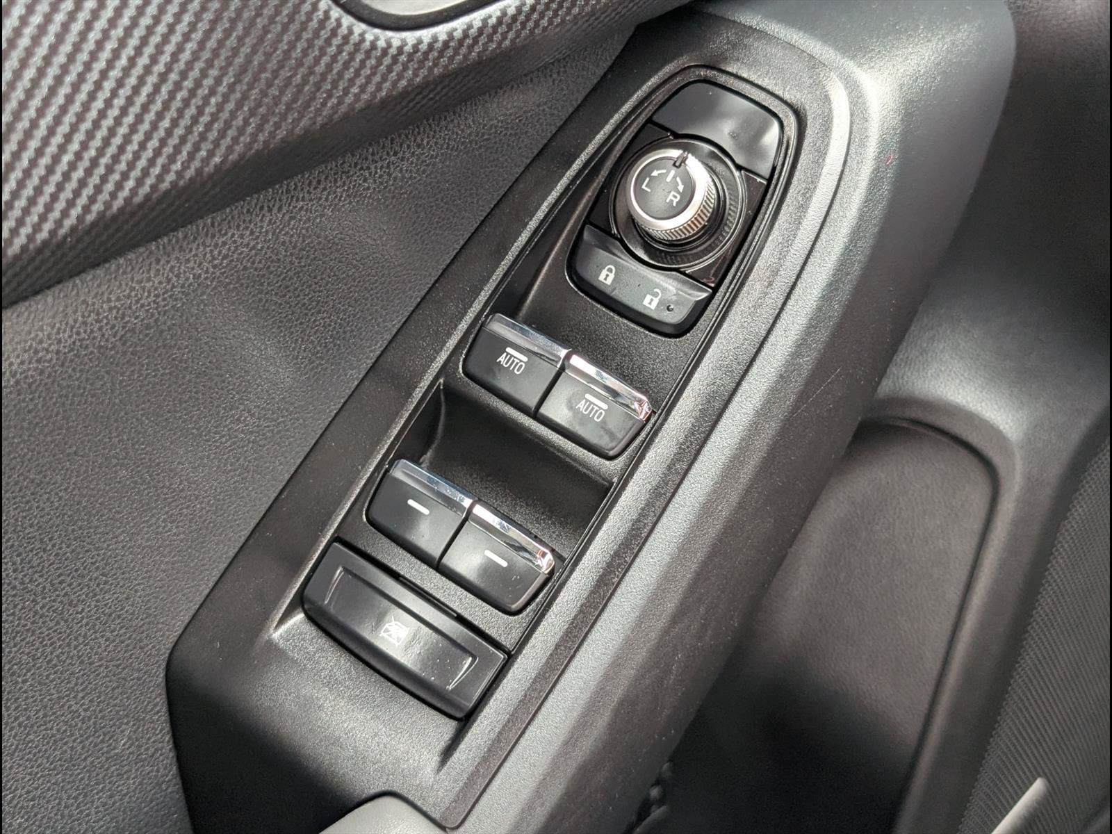 2025 Subaru Crosstrek Limited - Photo 19