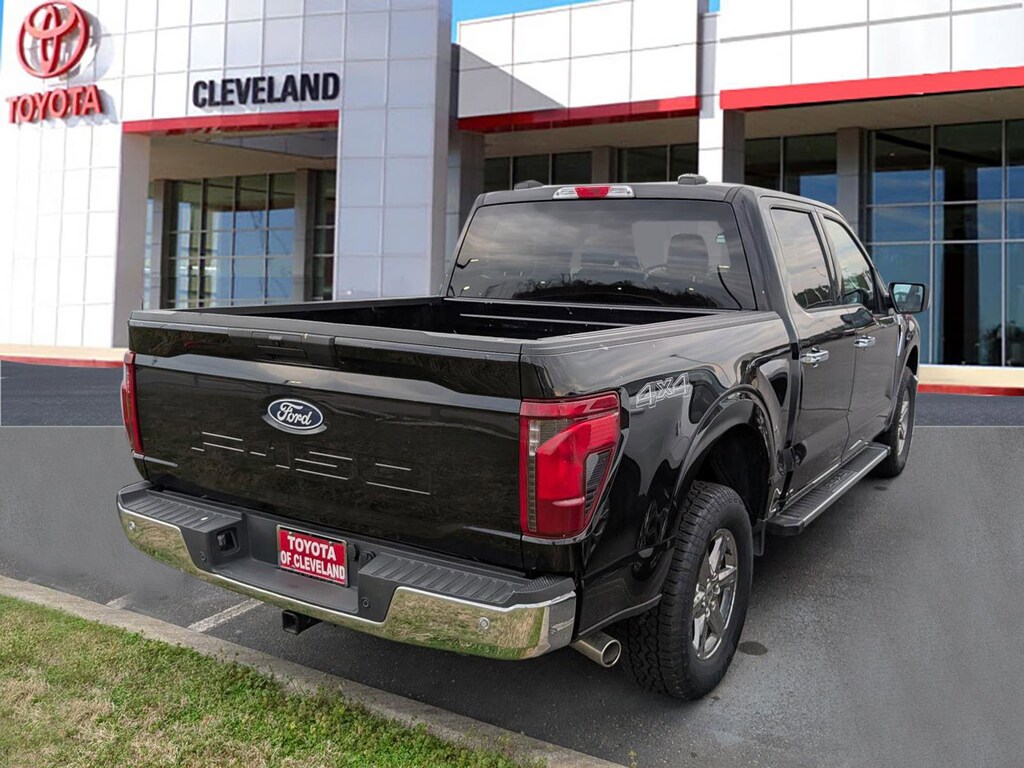 Used 2025 Ford F-150 XLT Truck SuperCrew Cab