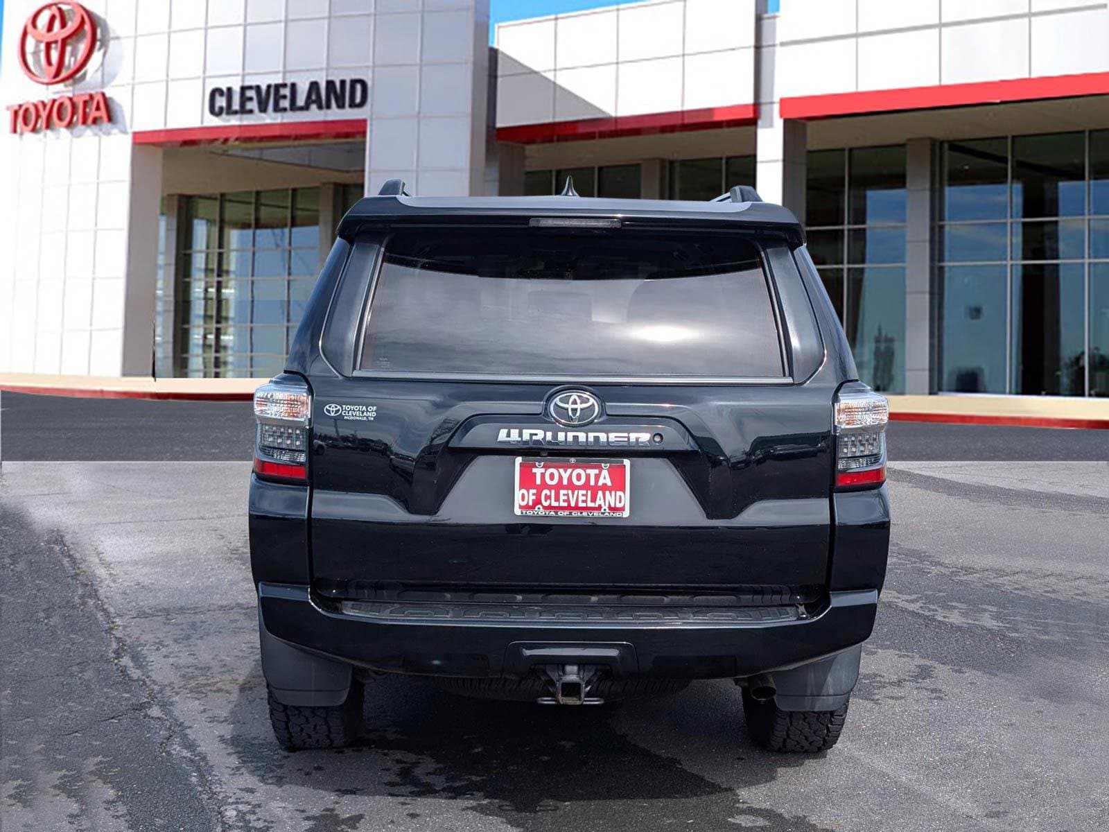 2021 Toyota 4Runner SR5 - Photo 6