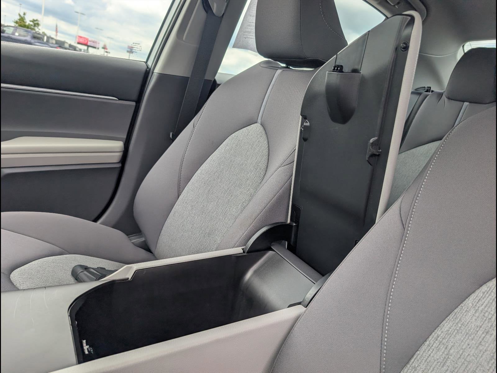 2023 Toyota Camry LE - Photo 21