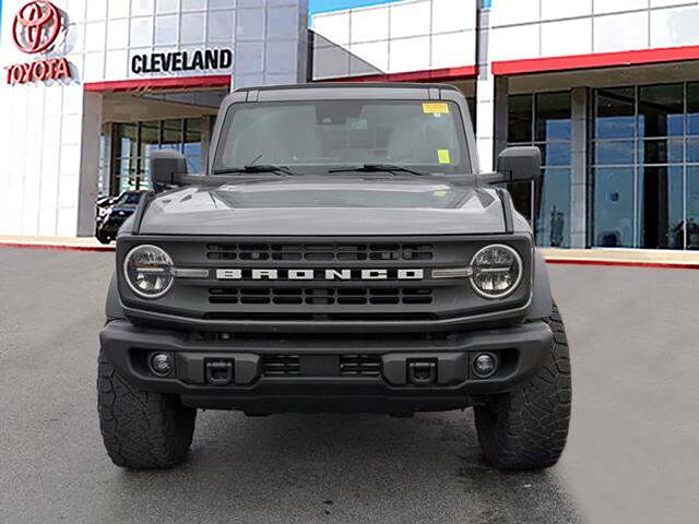 2023 Ford Bronco Black Diamond photo 3