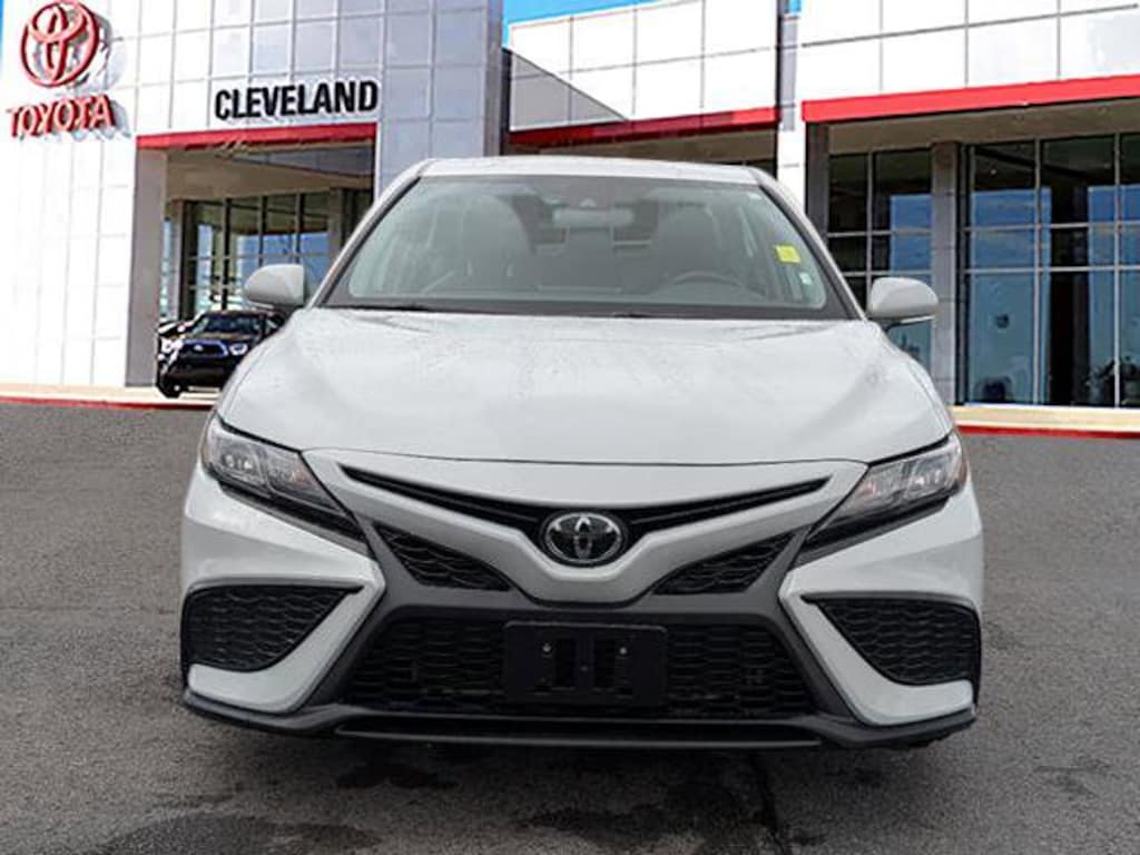 Used 2023 Toyota Camry SE Sedan