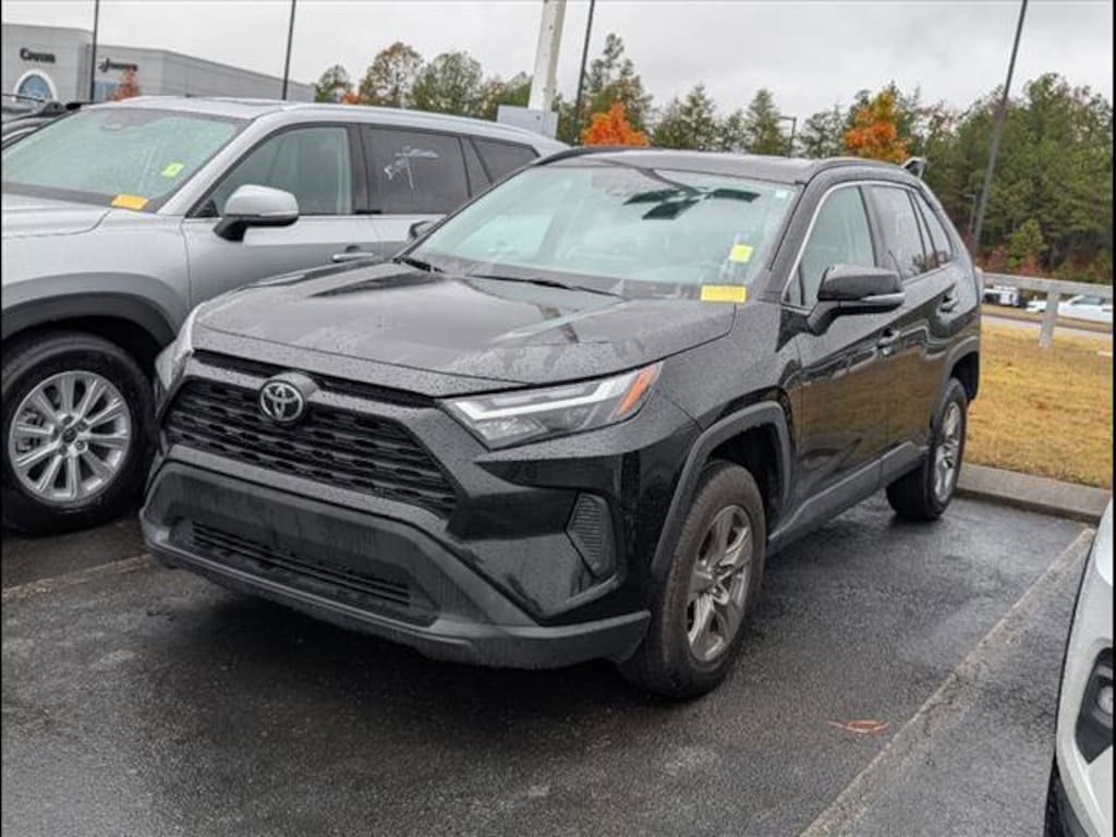 Used 2024 Toyota RAV4 XLE SUV