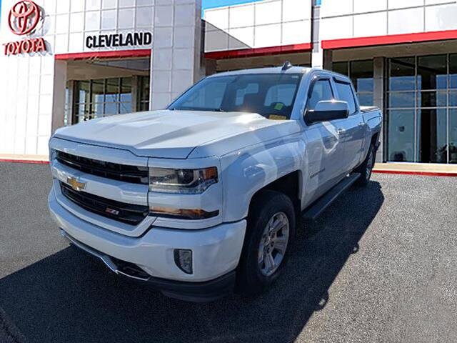 2017 Chevrolet Silverado 1500 LT2 photo 3