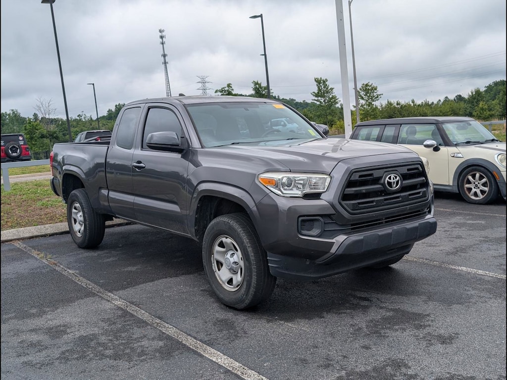 Used 2017 Toyota Tacoma SR5 Truck Access Cab