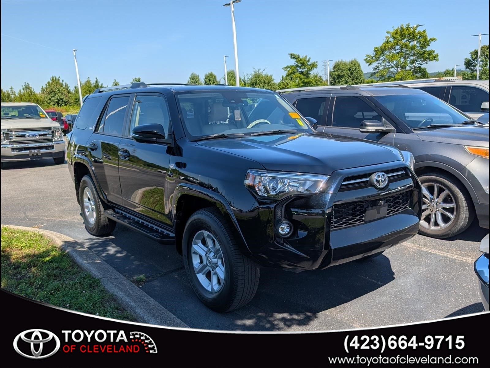 2022 Toyota 4Runner SR5 Premium 4WD V6's photo