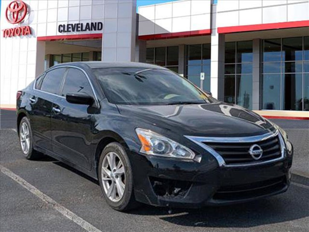 Used 2013 Nissan Altima 2.5 SV Sedan
