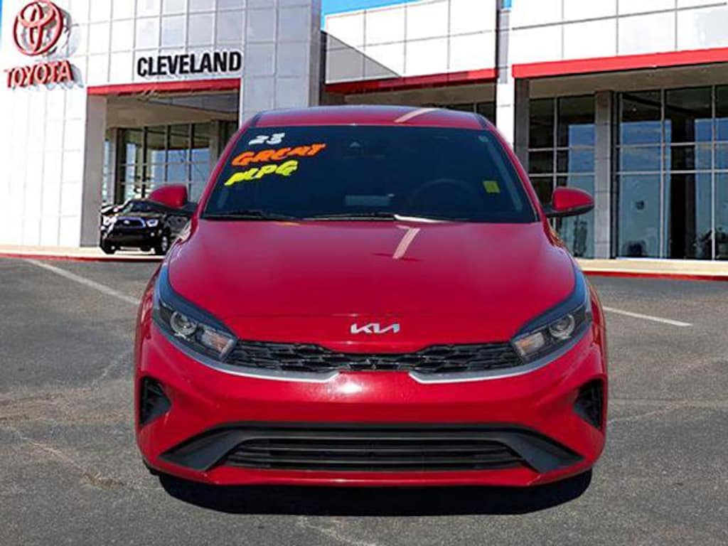 Used 2023 Kia Forte LXS Sedan