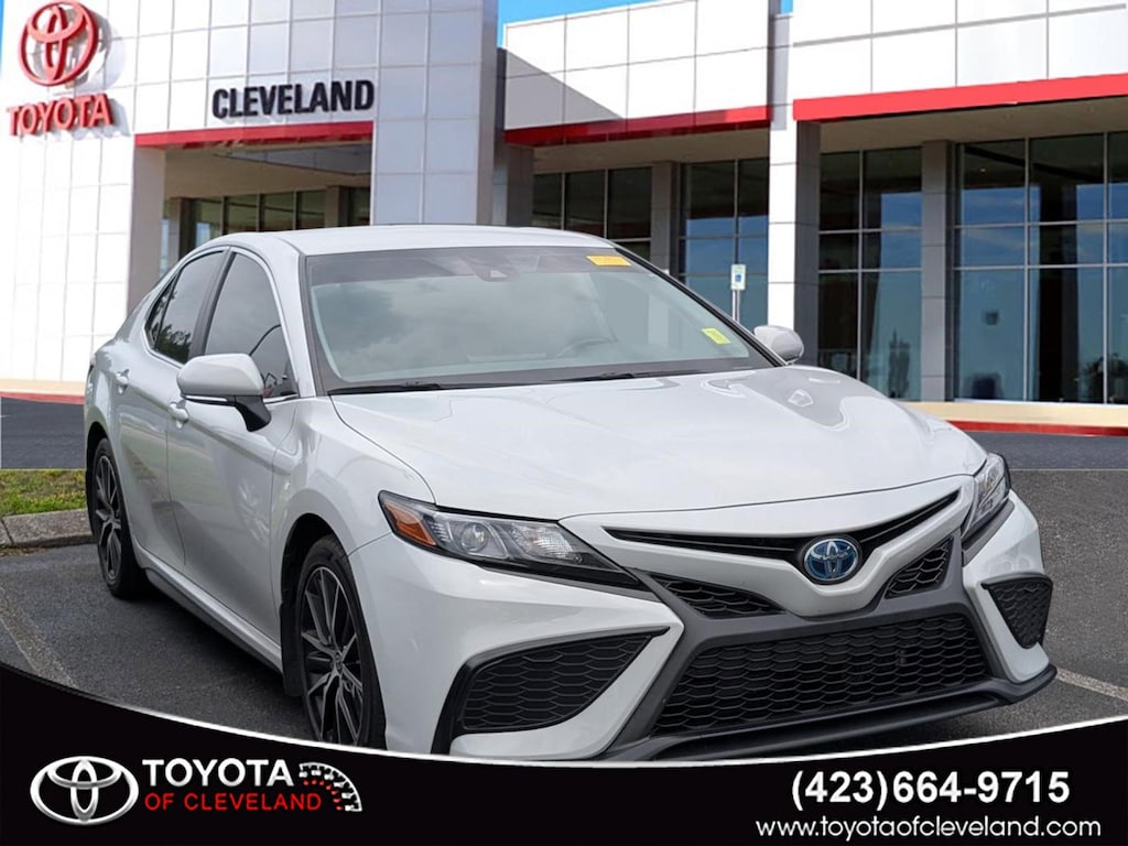 Used 2023 Toyota Camry Hybrid SE Sedan