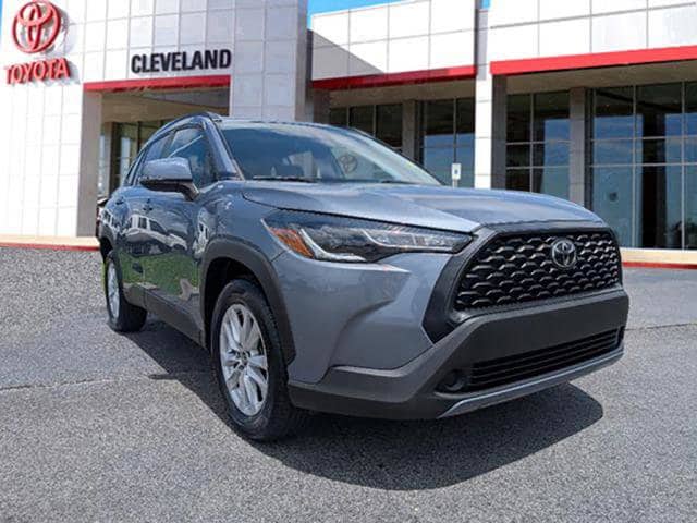 Used 2022 Toyota Corolla Cross LE with VIN 7MUBAAAGXNV016000 for sale in Cleveland, TN
