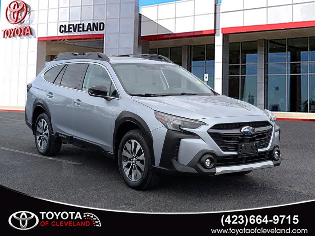 2023 Subaru Outback Limited's photo