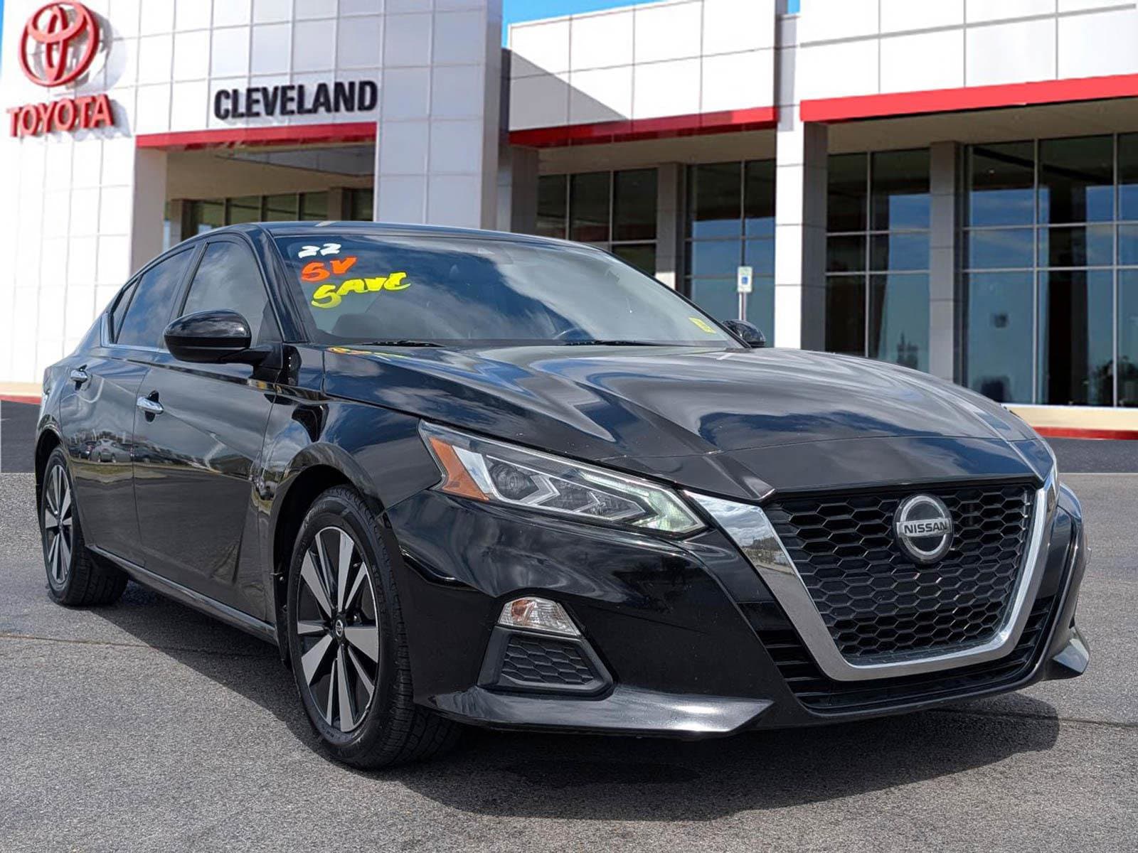 2022 Nissan Altima SV