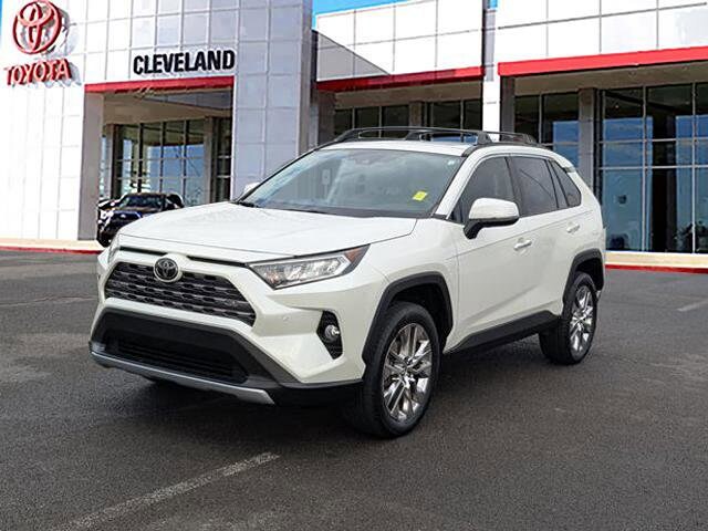 2021 Toyota RAV4 Limited photo 4