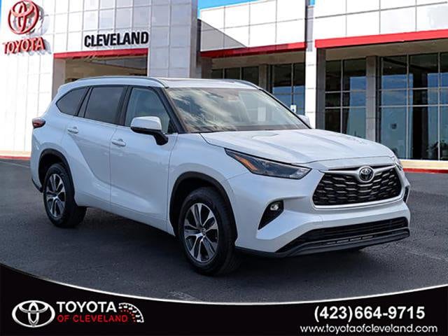 2023 Toyota Highlander XLE's photo