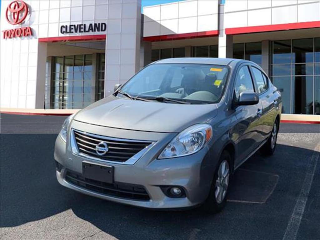 Used 2013 Nissan Versa 1.6 SL Sedan
