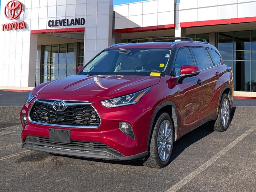 Used 2022 Toyota Highlander Limited SUV