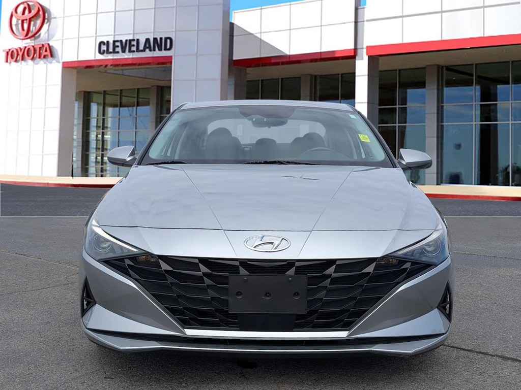 Used 2023 Hyundai Elantra SEL Sedan
