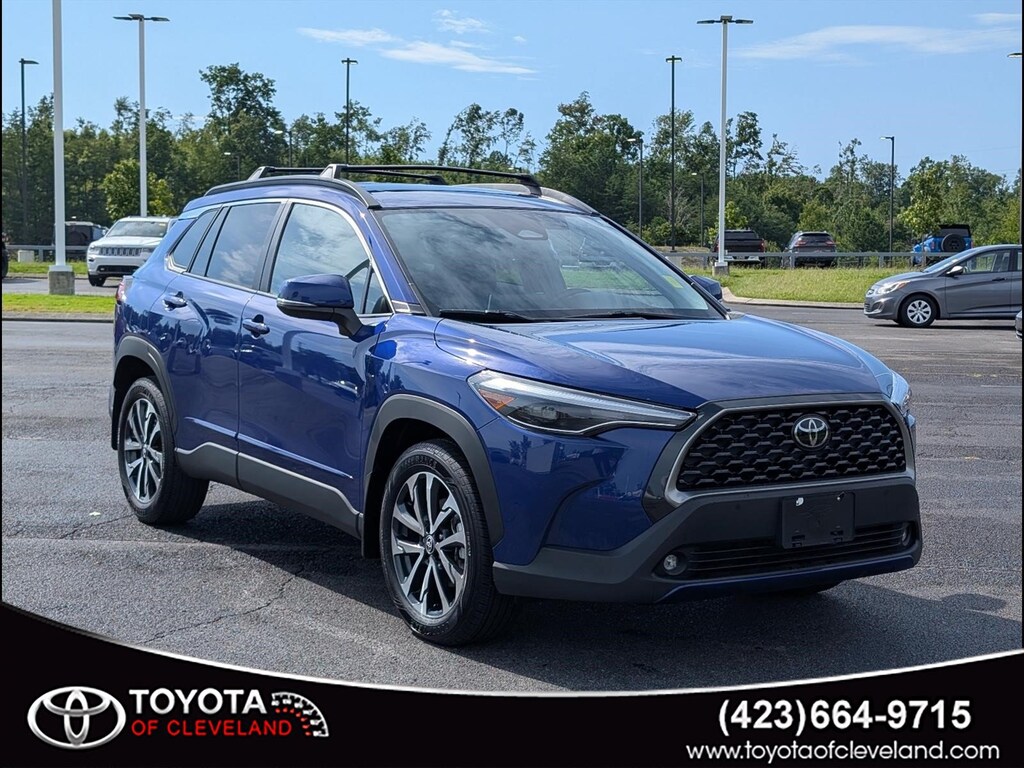 Used 2024 Toyota Corolla Cross XLE SUV
