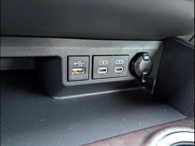 2023 Toyota Highlander Limited - Photo 20
