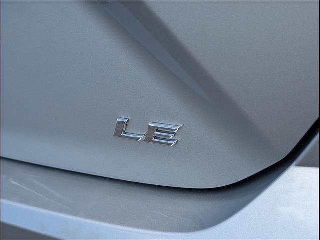 2025 Toyota Camry LE - Photo 24