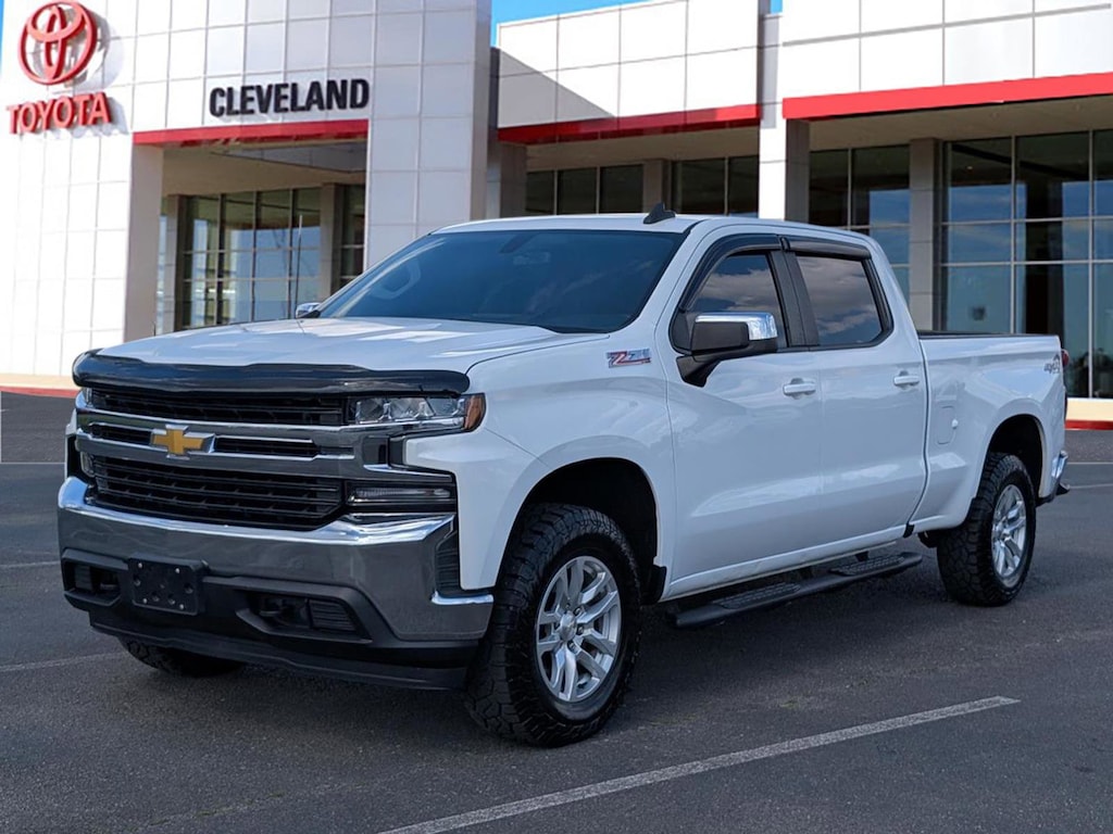 Used 2020 Chevrolet Silverado 1500 LT Truck Crew Cab