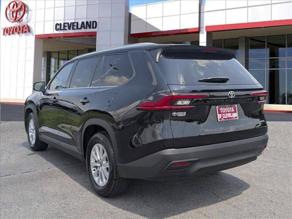 Used 2025 Toyota Grand Highlander XLE SUV