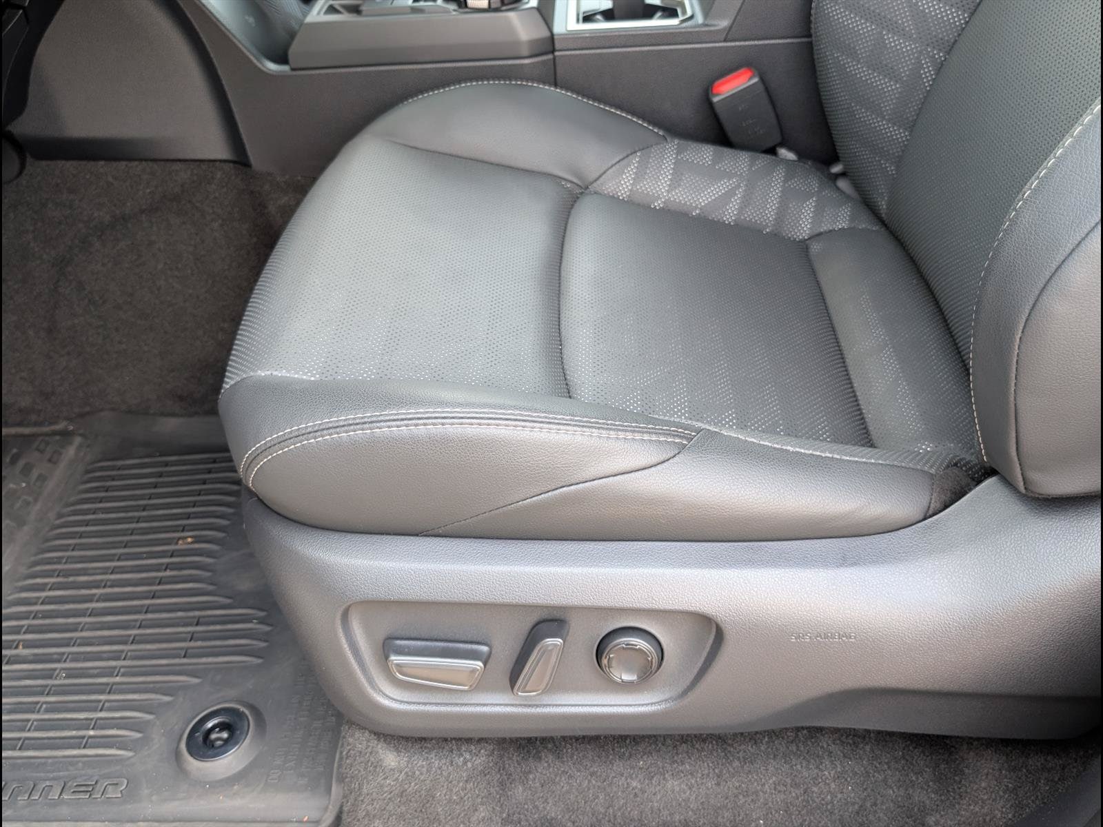 2026 Toyota 4Runner TRD Off-Road Premium - Photo 11