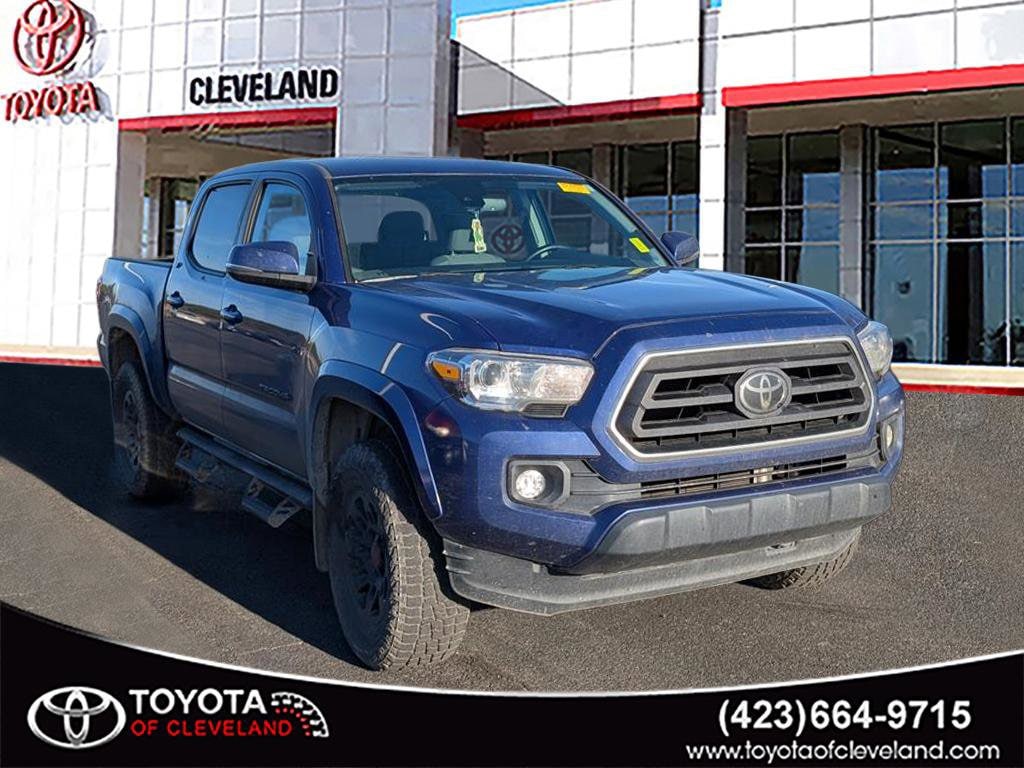 2022 Toyota Tacoma SR5's photo