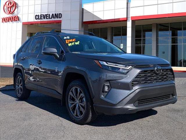 2025 Toyota RAV4 XLE Premium's photo