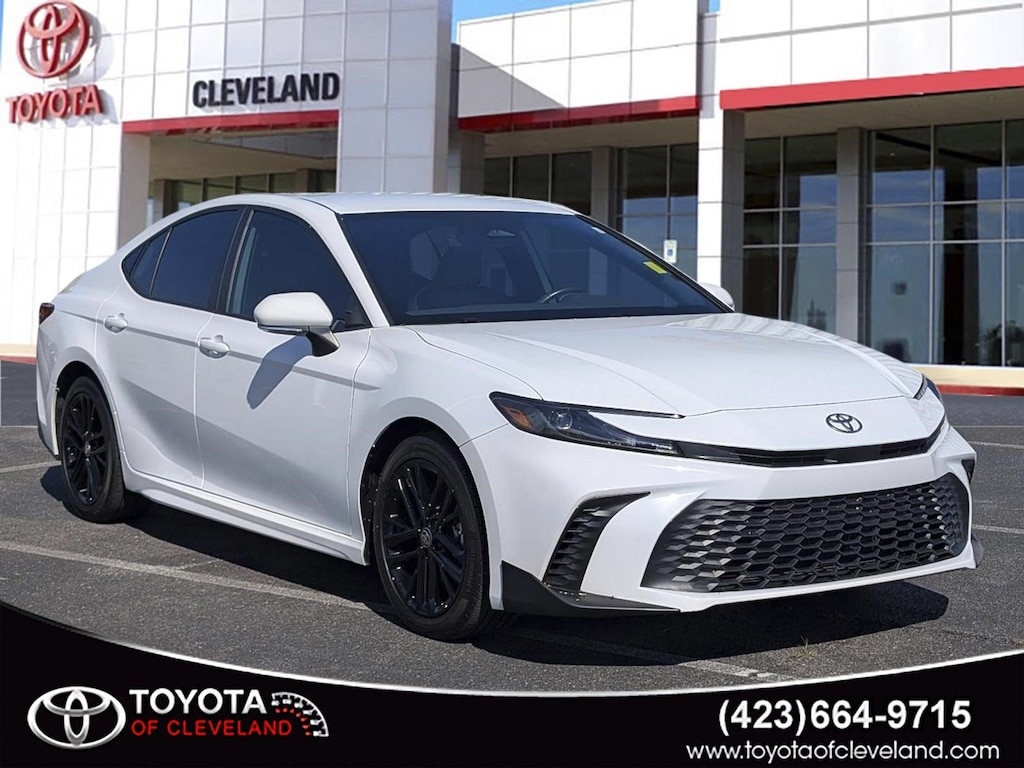 Used 2025 Toyota Camry SE Sedan
