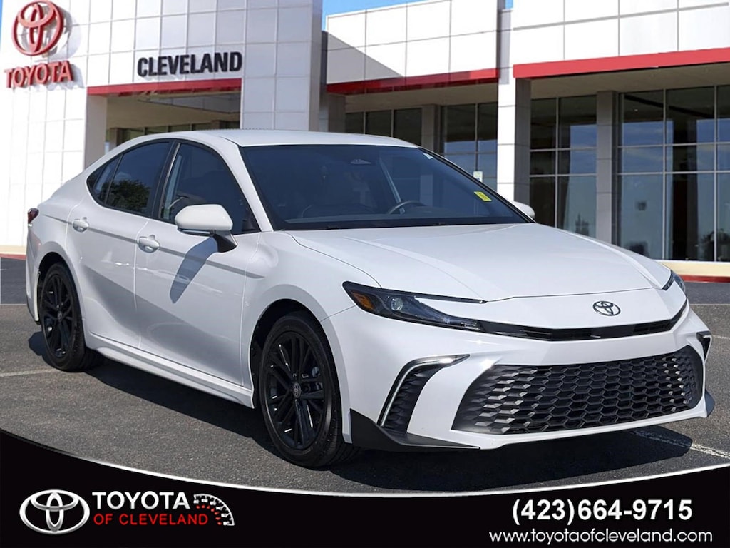 Used 2026 Toyota Camry SE Sedan