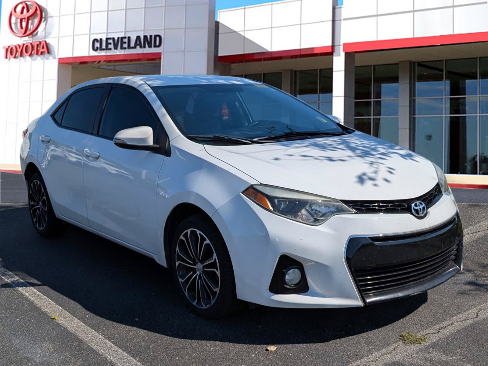 Used 2016 Toyota Corolla S Plus with VIN 5YFBURHE1GP512433 for sale in Mcdonald, TN