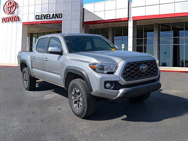 2023 Toyota Tacoma TRD Off-Road V6 photo 2