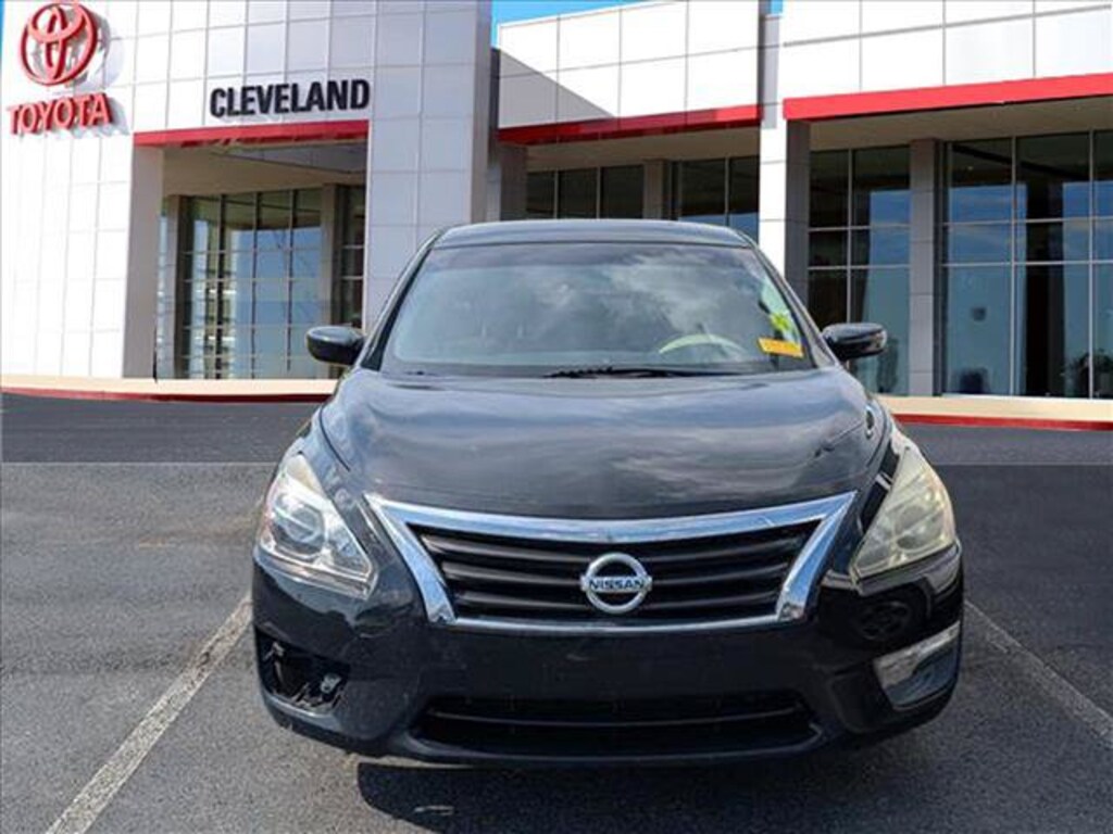 Used 2013 Nissan Altima 2.5 SV Sedan