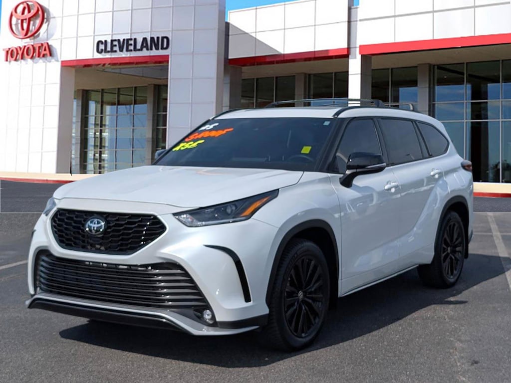 Used 2025 Toyota Highlander XSE SUV
