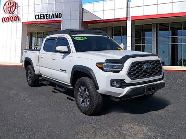 2022 Toyota Tacoma TRD Off-Road V6 photo 2