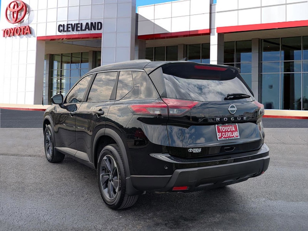 Used 2026 Nissan Rogue SV SUV