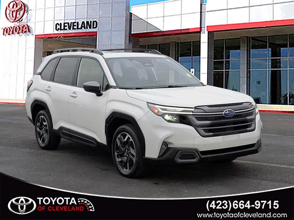 2025 Subaru Forester Limited's photo